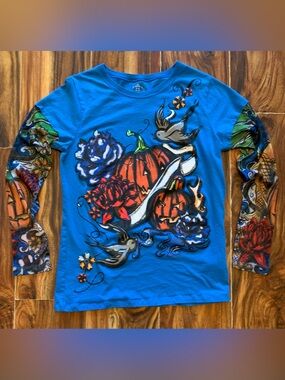 Ed Hardy Like Designed Y2K Halloween Tattoo Sleeves Juniors XL TShirt.      3481